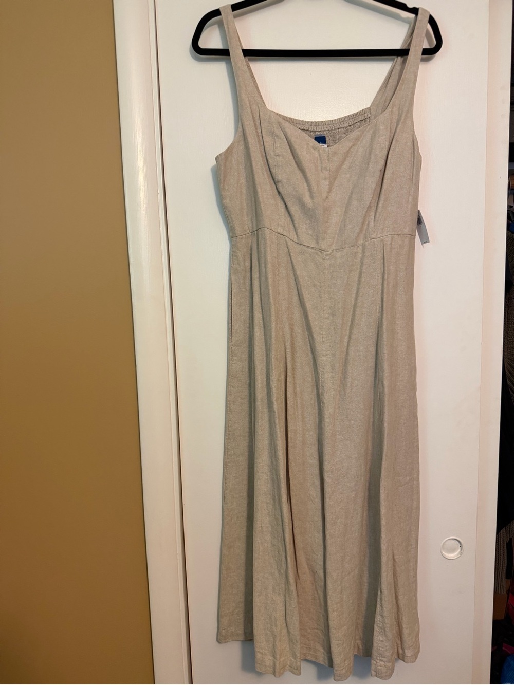 Old Navy Beige Sleeveless Maxi Dress